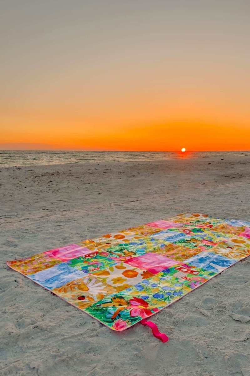 Packable Beach Towel / Garden Friends