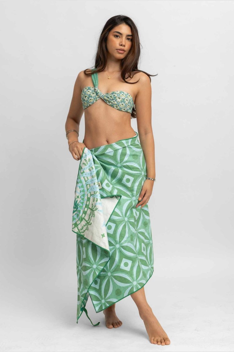 Packable Beach Towel / Palmera