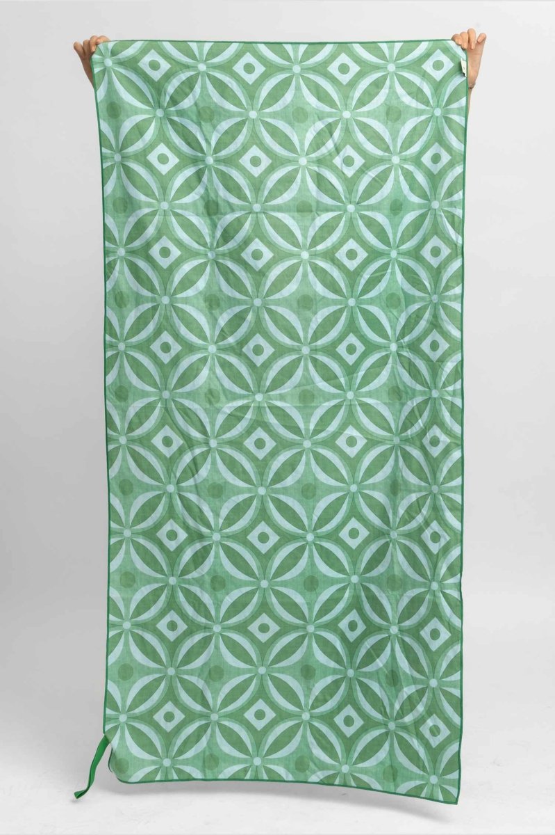 Packable Beach Towel / Palmera