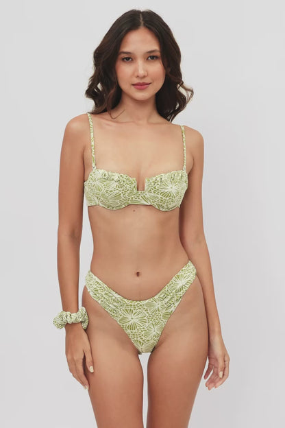 Audrey Ruched Underwire Top / Sage Jacquard